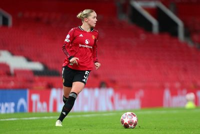 Hanna Lundkvist Rises to the Moment as Manchester United Battle Bayern at Old Trafford