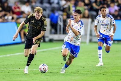 Late Dreyer Penalty Lifts San Diego FC Past LAFC at BMO Stadium
