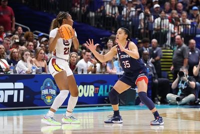 Gamecocks Complete Perfect Season with Title Win Over UConn